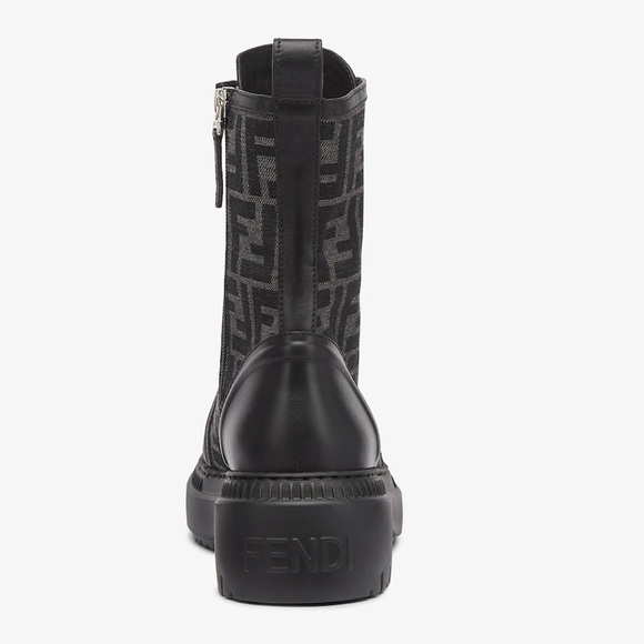 Fendi - Picture 3 of 10